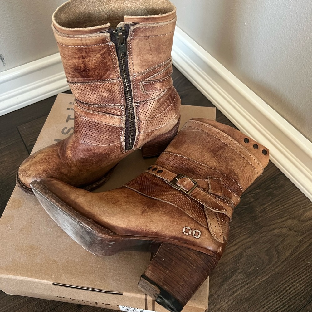 Bed Stu Rowdy boots Size 7